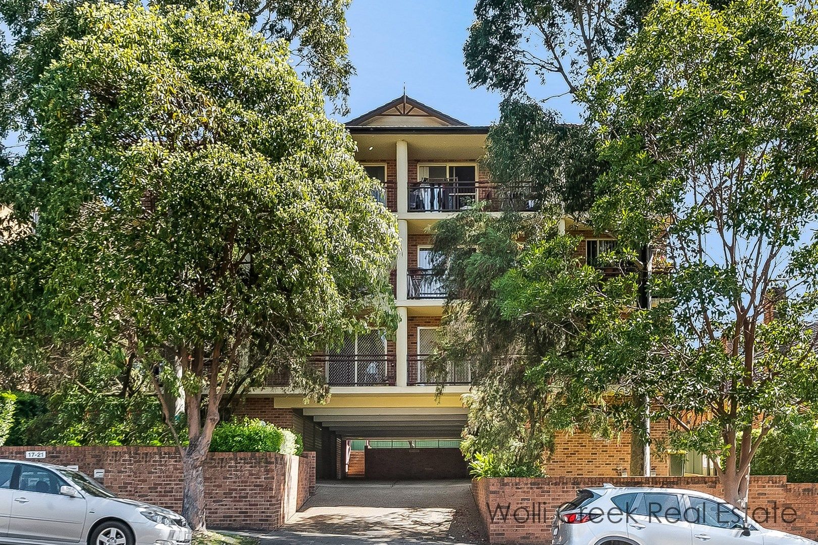 2 bedrooms Apartment / Unit / Flat in 9/17-21 Mill Street CARLTON NSW, 2218