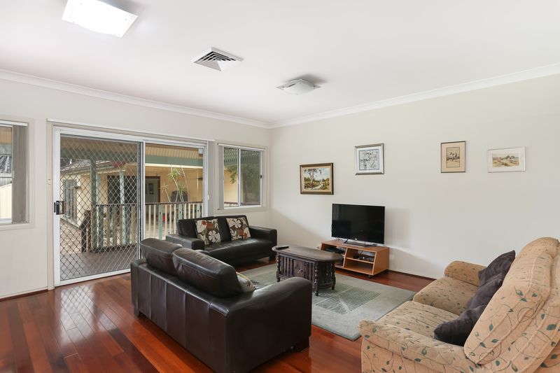 50 Rhodes Avenue, Guildford NSW 2161, Image 2