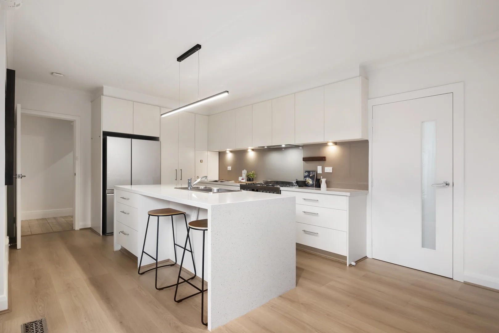 Additional image 5 of 19 Rossfield Avenue, Kew VIC 3101