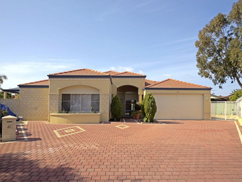 41 Adelphi Court, Marangaroo WA 6064, Image 0