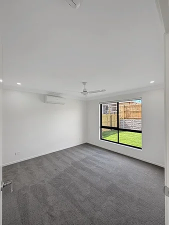 Additional image 4 of 49 Ferris Avenue, Park Ridge QLD 4125