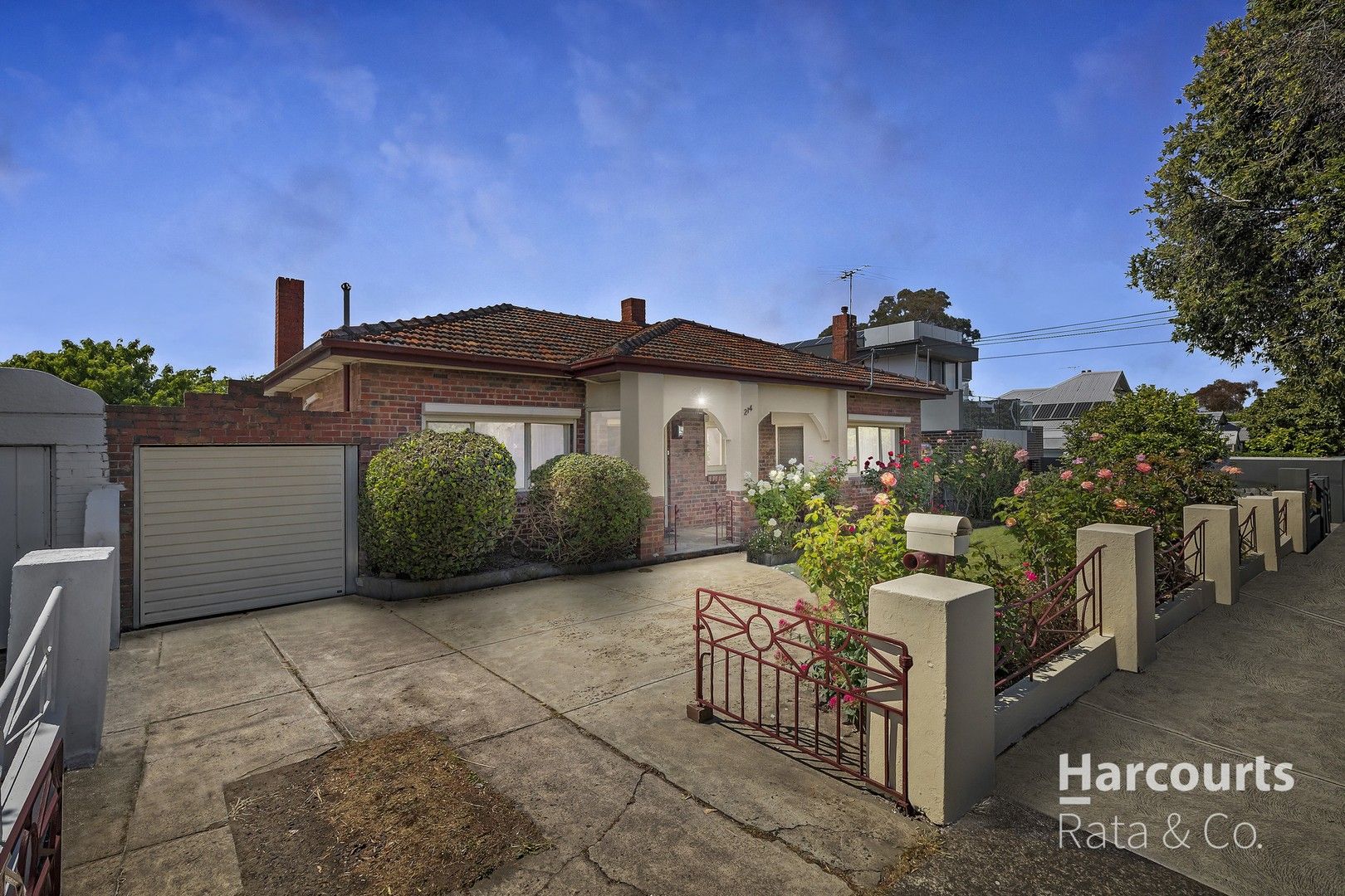 3 bedrooms House in 214 Victoria Road NORTHCOTE VIC, 3070