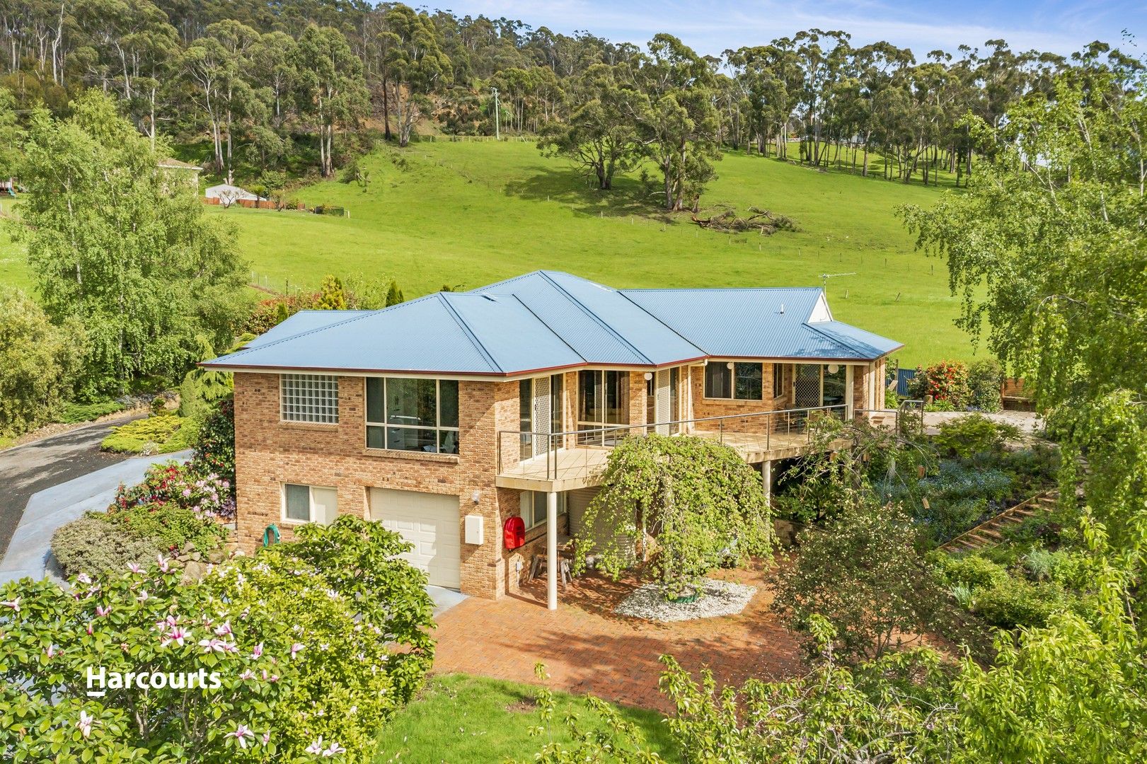 4 bedrooms House in 9 Frankcomb Street HUONVILLE TAS, 7109