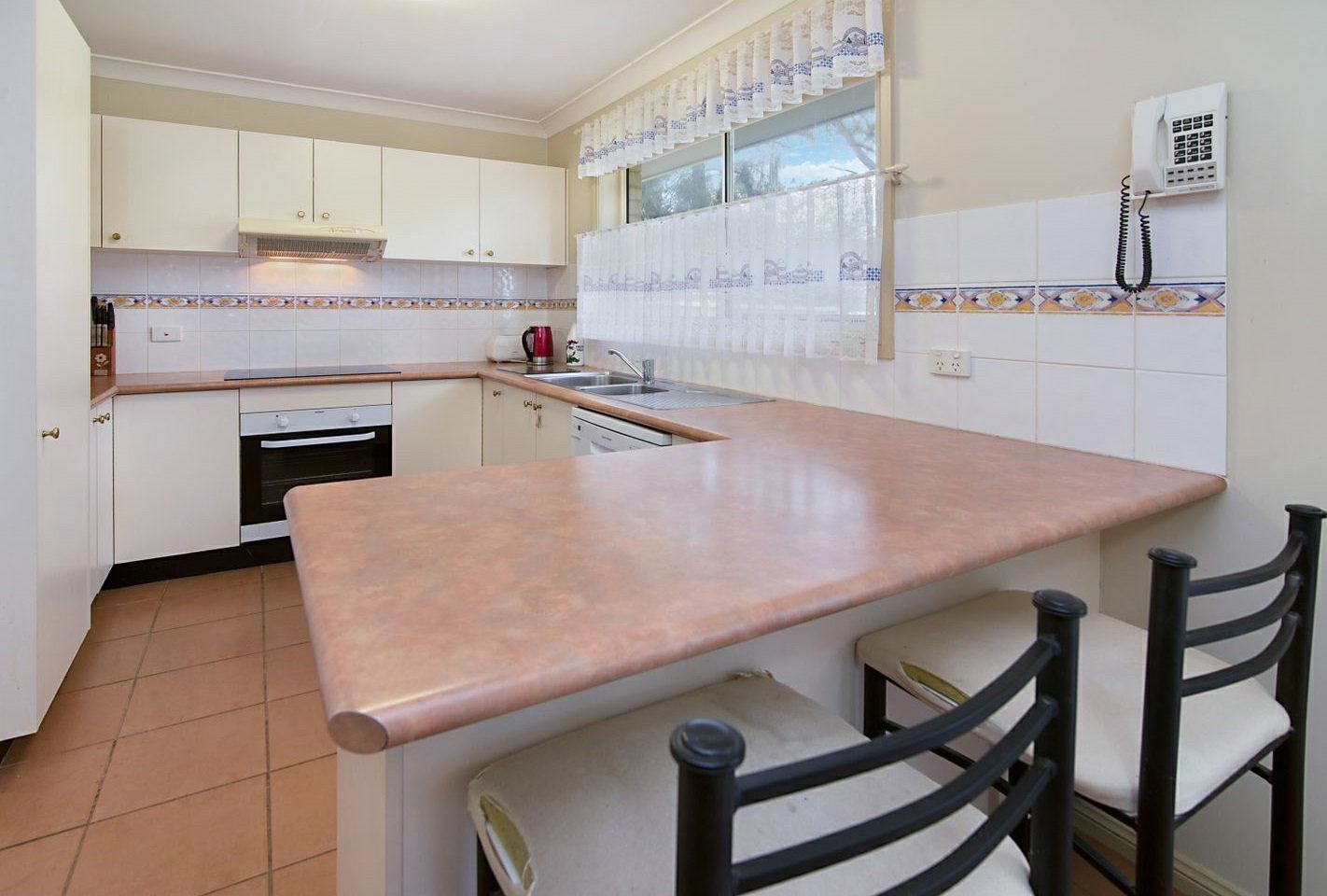 2/3 Kalulah Avenue, Gorokan NSW 2263, Image 1