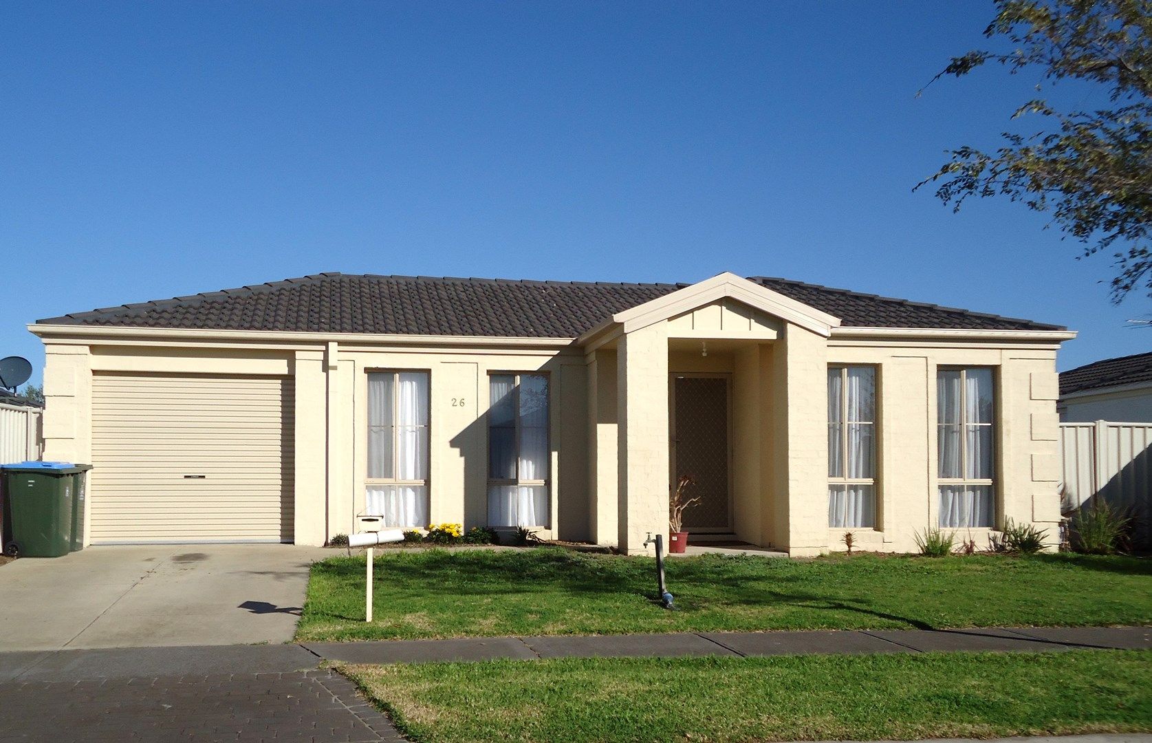 26 Arlington Way, Point Cook VIC 3030 House For Rent 360.00 Domain