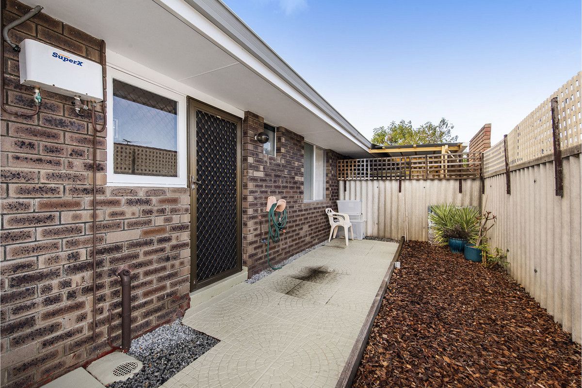 15/6 Merope Close, Rockingham WA 6168, Image 2