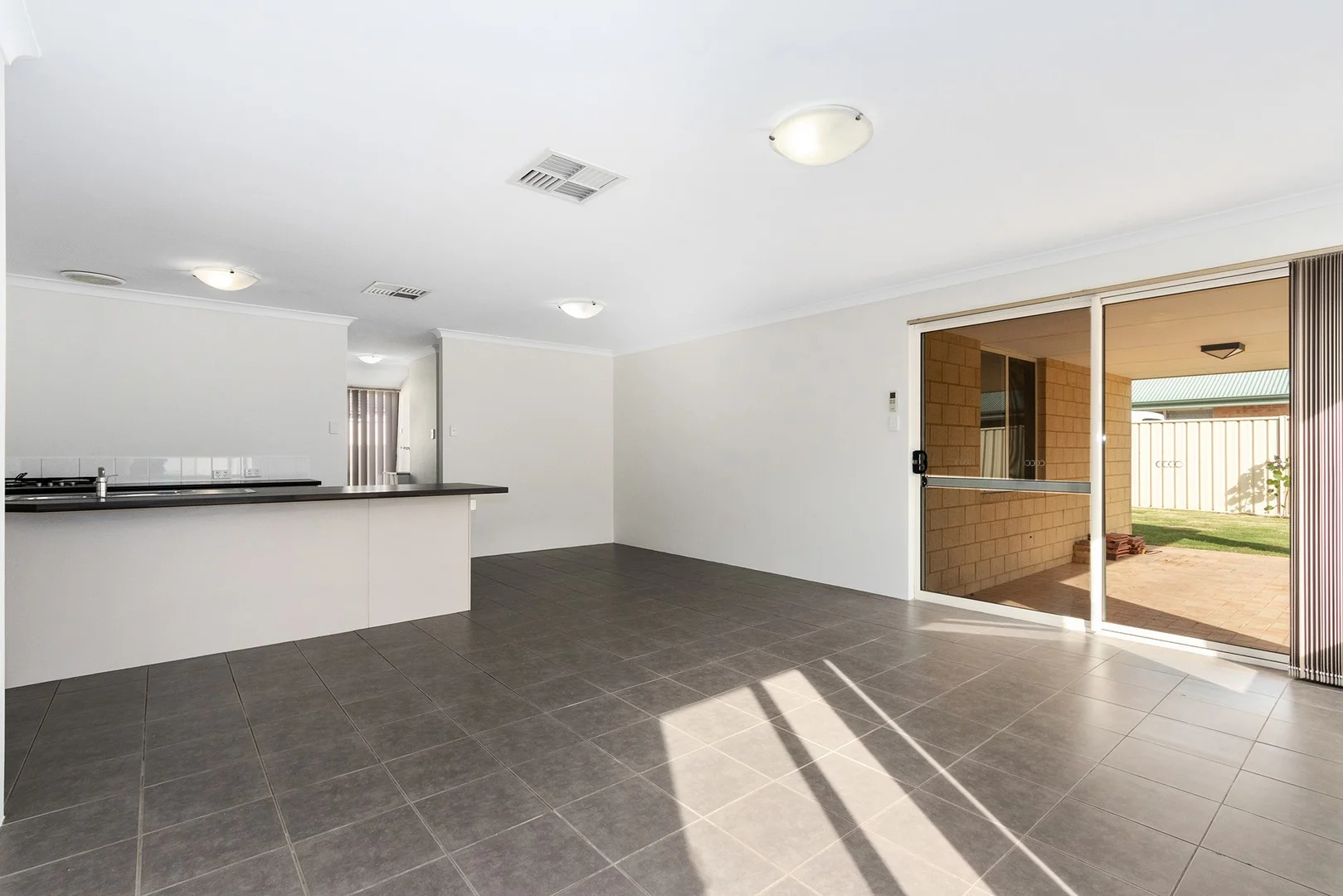 31 Daviesia Turn, Success WA 6164