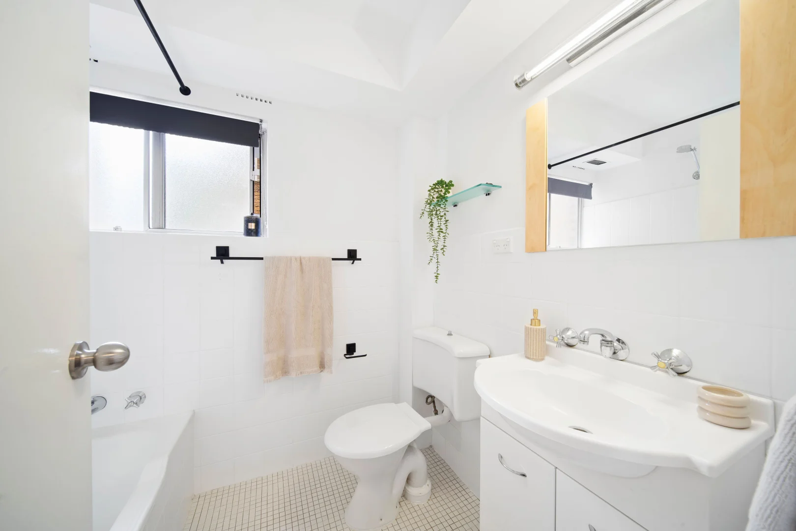 Additional image 5 of 12/108-110 Burns Bay Road, Lane Cove NSW 2066