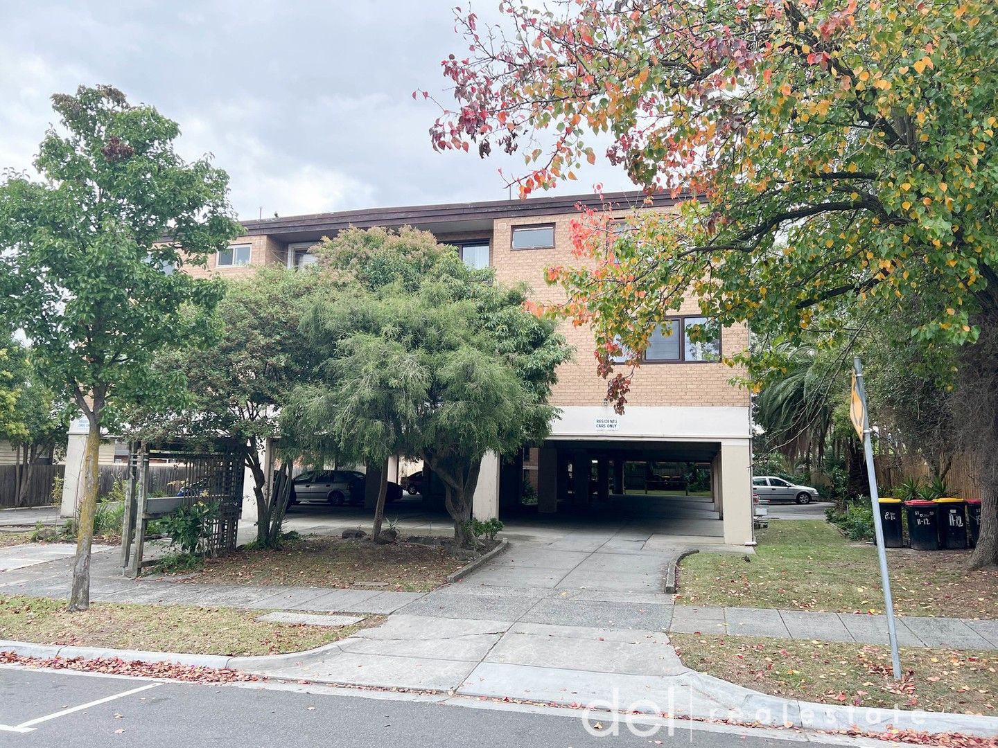 2 bedrooms Apartment / Unit / Flat in 17/57-59 Cleeland Street DANDENONG VIC, 3175