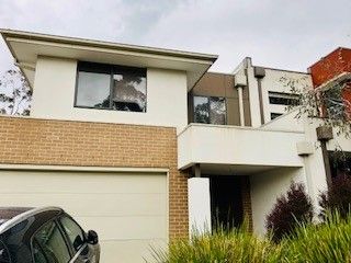 3 bedrooms Townhouse in 63 Spriggs Drive CROYDON VIC, 3136