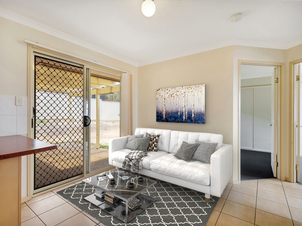 7 Temoe Rise, Pacific Pines QLD 4211, Image 2