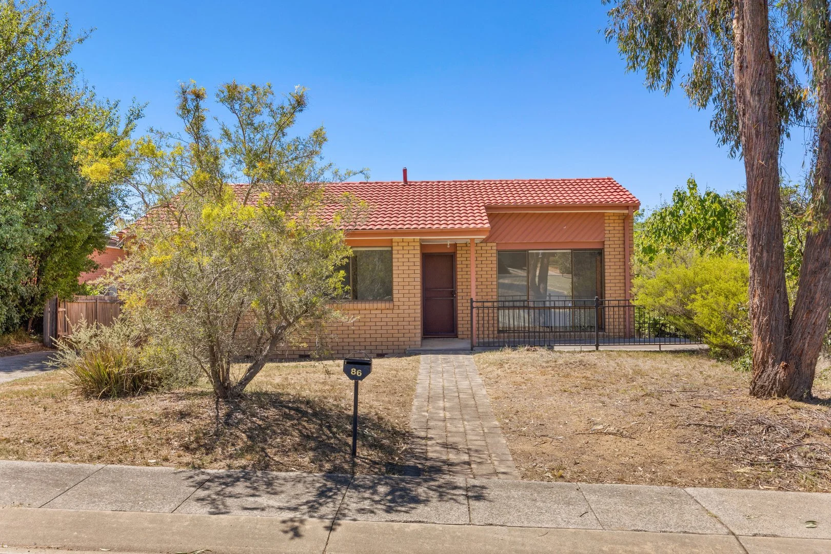 Primary image of 86 Carlile Street, Evatt ACT 2617