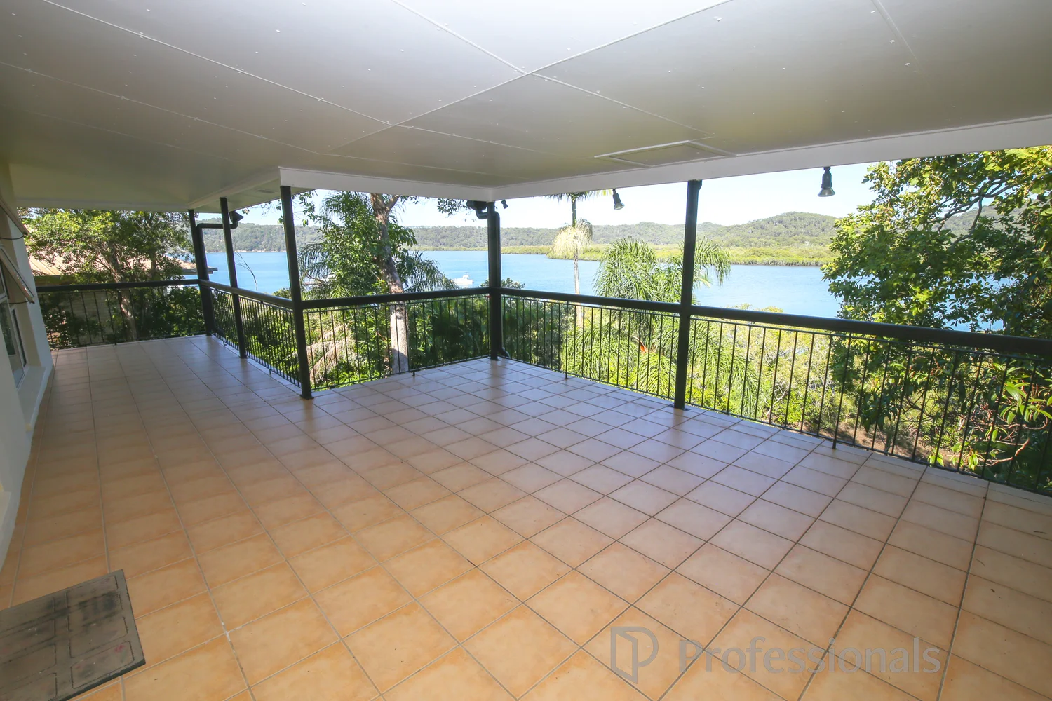Additional image 2 of 74 Oasis Drive, Russell Island QLD 4184