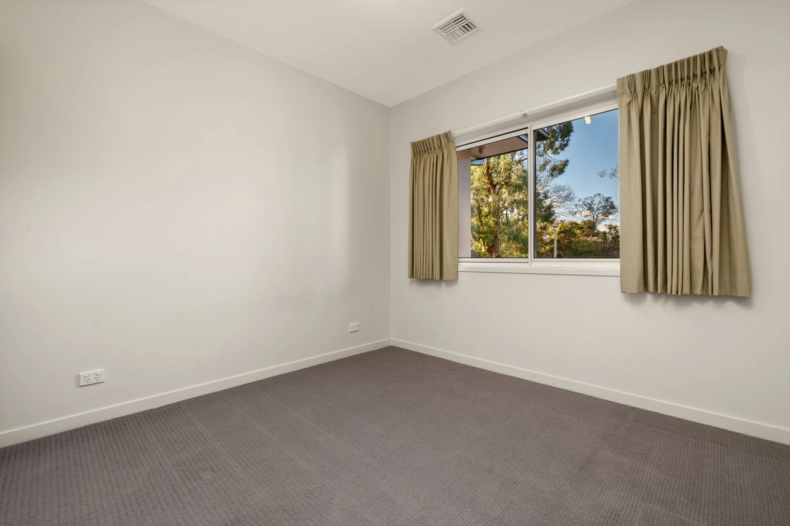 Additional image 8 of 1 Shiels Place, Curtin ACT 2605