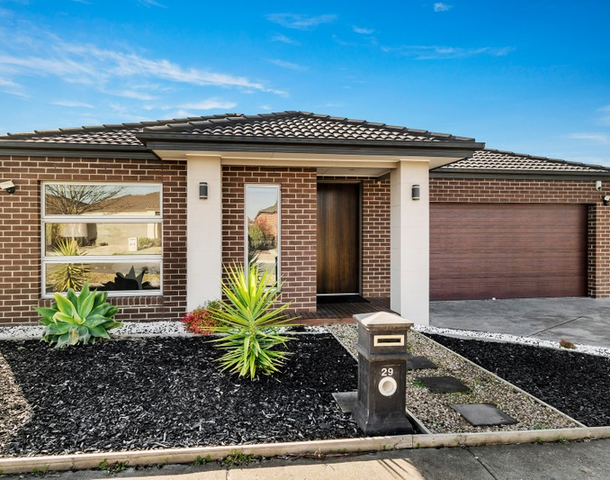 29 Landing Avenue, Doreen VIC 3754