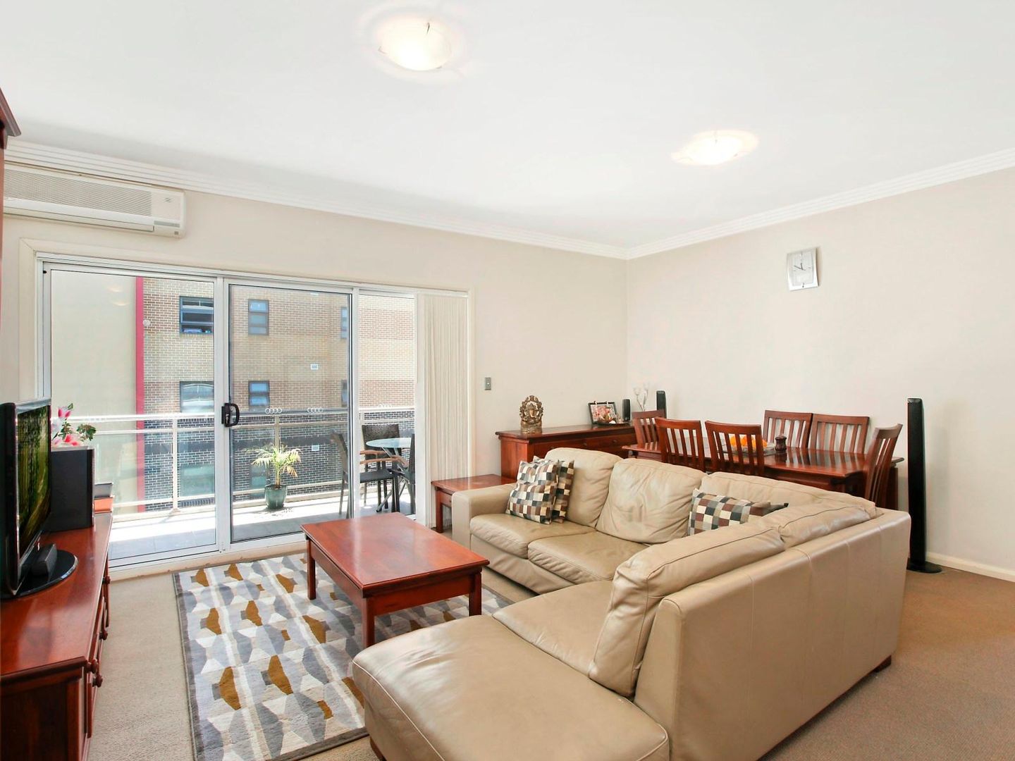 17/14-18 College Crescent, Hornsby NSW 2077