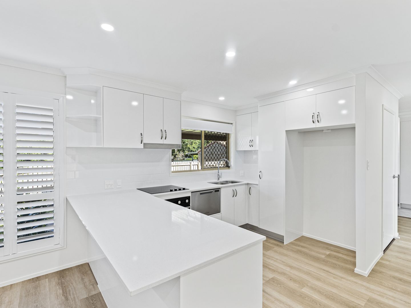 18/112 Whites Road, Manly QLD 4179, Image 2