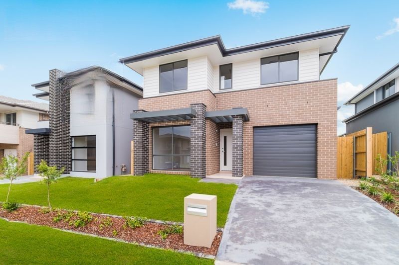 5 bedrooms House in 57 Yating Avenue SCHOFIELDS NSW, 2762