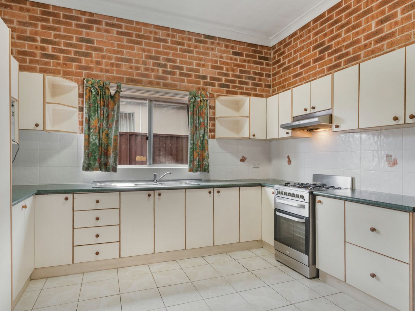 40 Francis Street, Fairfield NSW 2165, Image 2