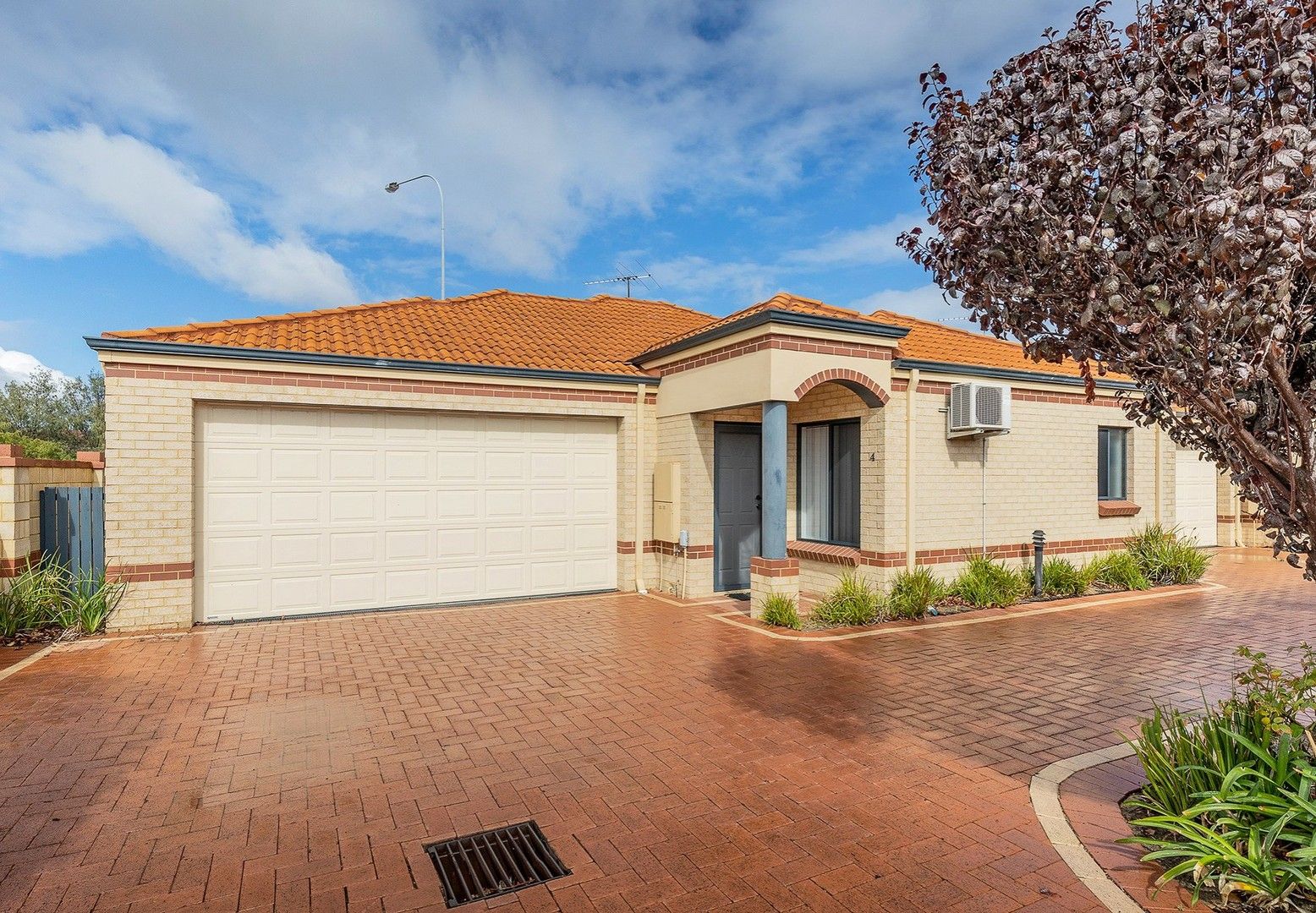 3 bedrooms House in 4/82 Rangeview Road LANDSDALE WA, 6065