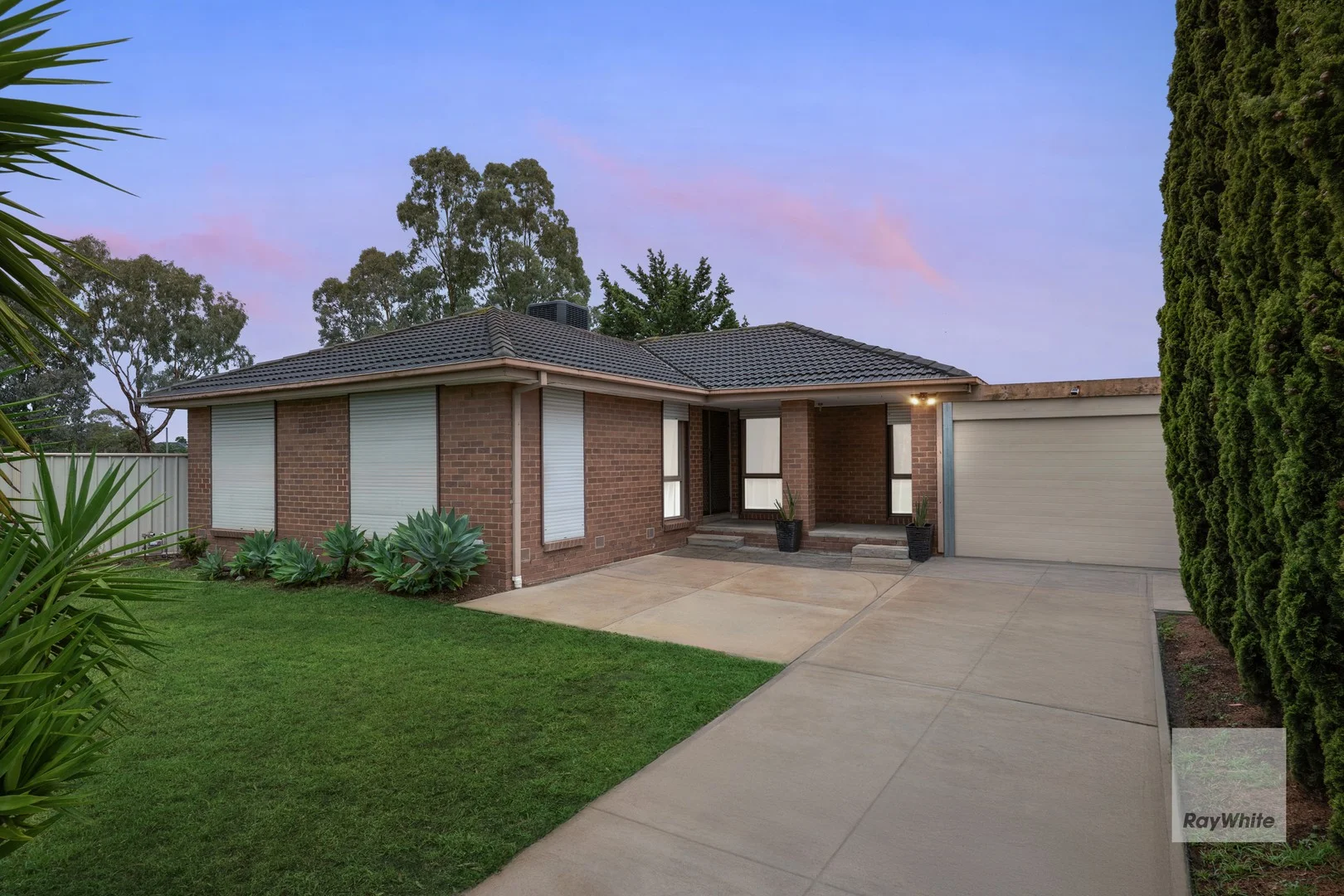 3 Metz Place, Keilor Downs VIC 3038