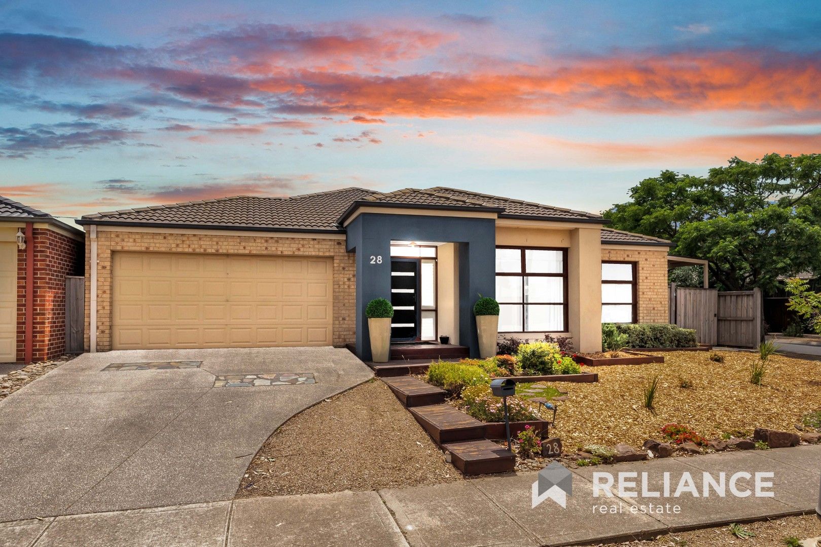 4 bedrooms House in 28 Papillon Parade TARNEIT VIC, 3029