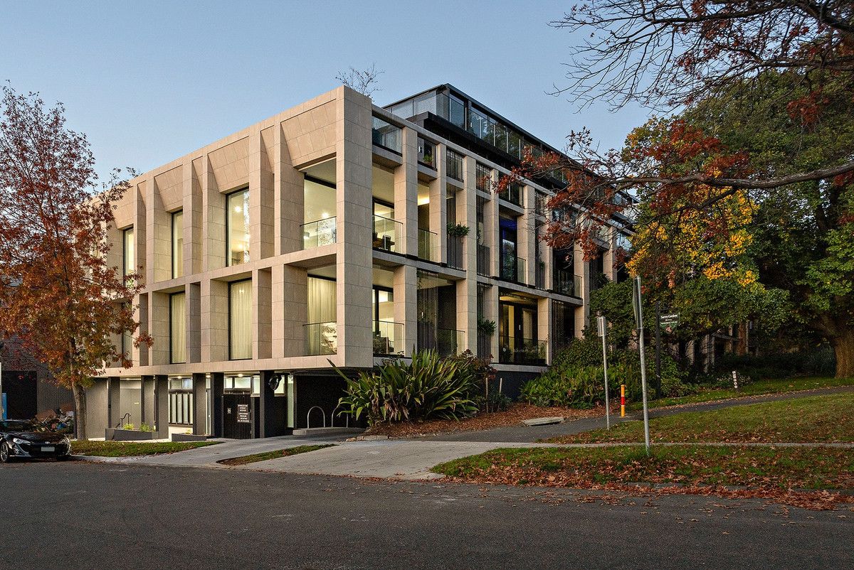3 bedrooms Apartment / Unit / Flat in 201/3 Norfolk Road SURREY HILLS VIC, 3127