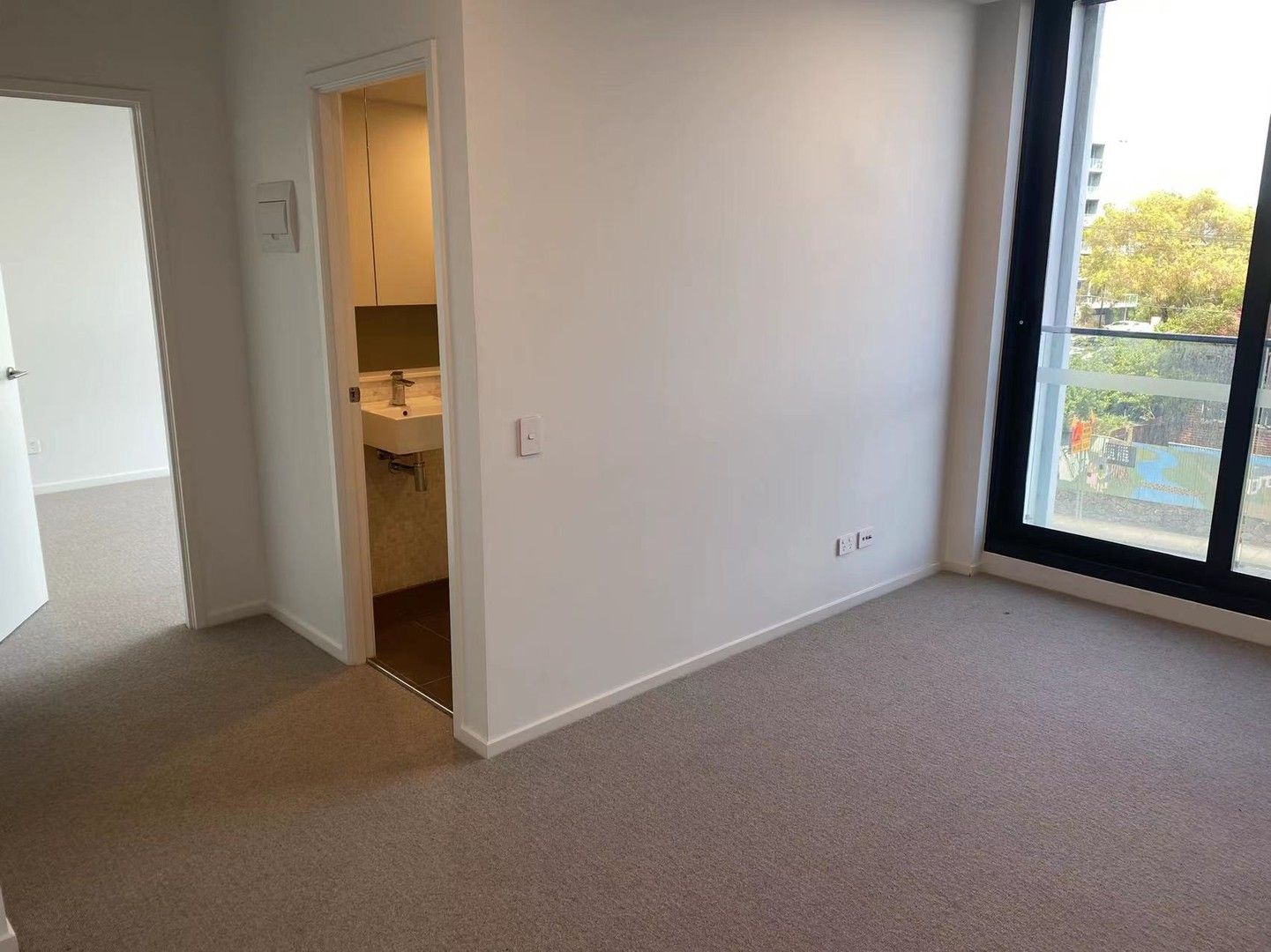 1 bedrooms Apartment / Unit / Flat in 1 Hallenstein Street FOOTSCRAY VIC, 3011