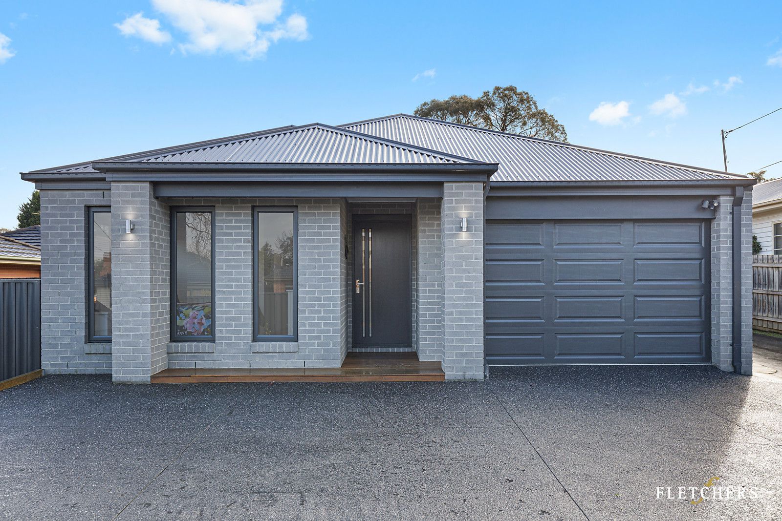 4 bedrooms House in 1/50 Barkly Street RINGWOOD VIC, 3134