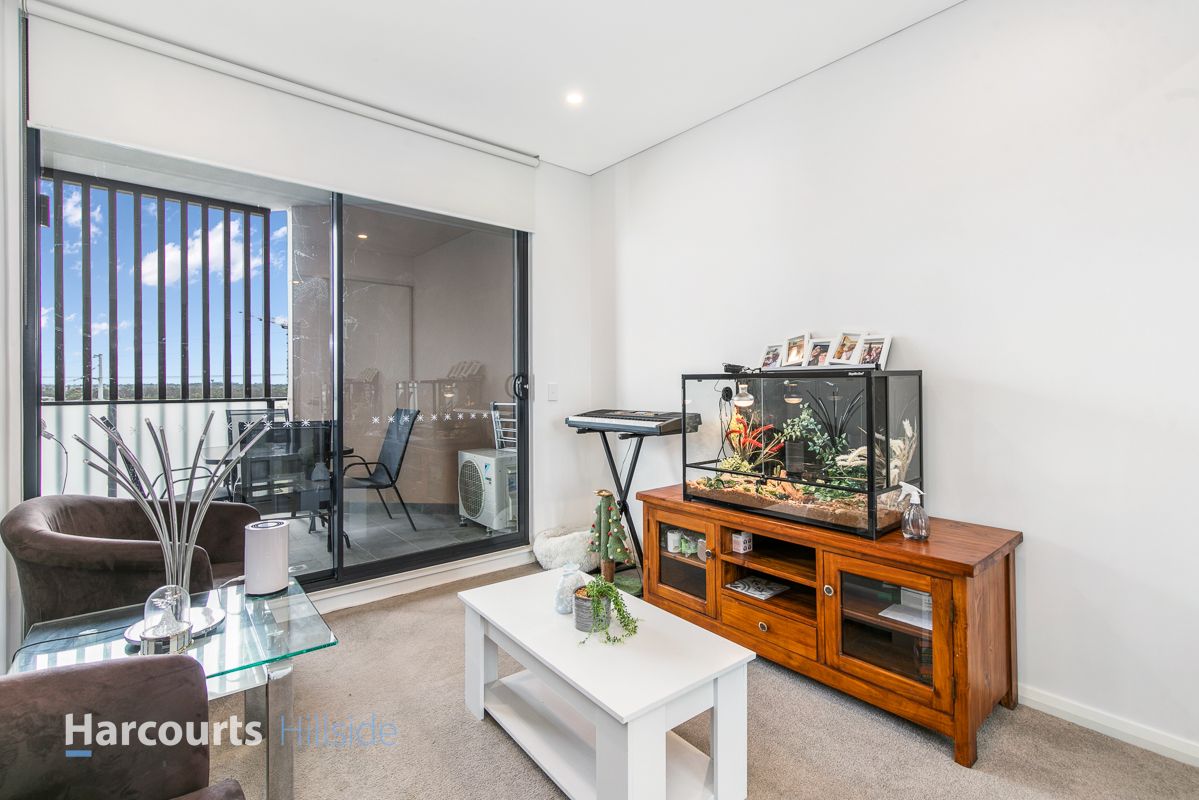 604/2 Hasluck Street, Rouse Hill NSW 2155, Image 2