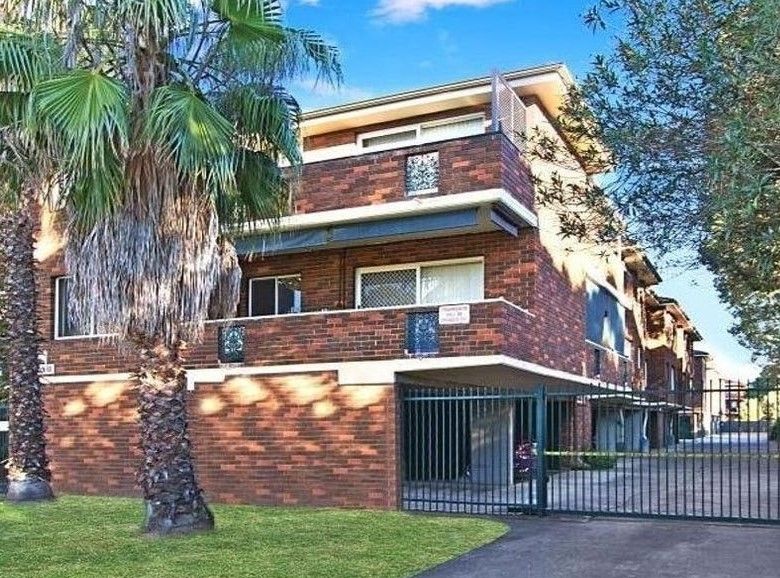 2 bedrooms Apartment / Unit / Flat in 18/324 Jamison Road JAMISONTOWN NSW, 2750