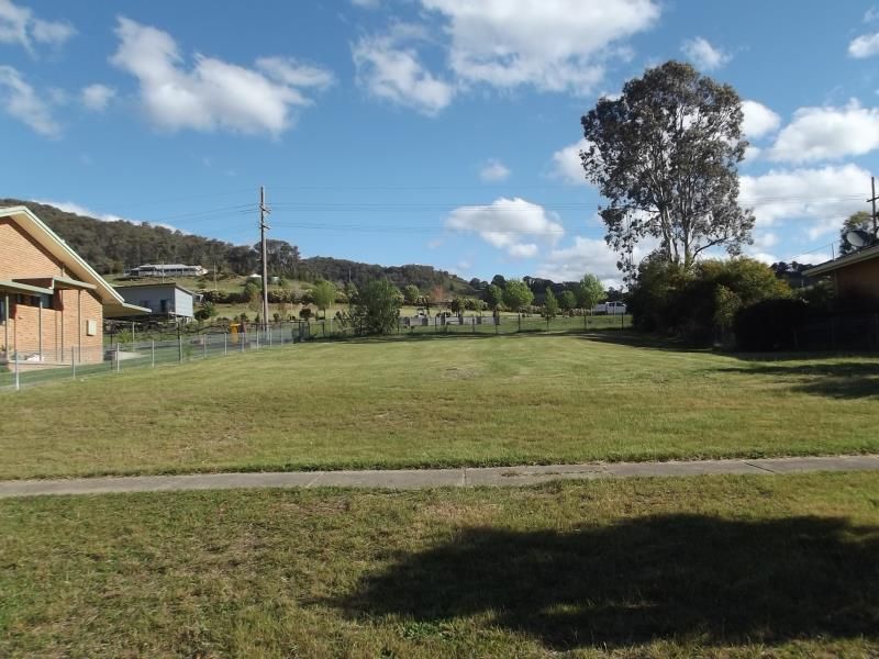 23 Groves Street, Talbingo NSW 2720, Image 1