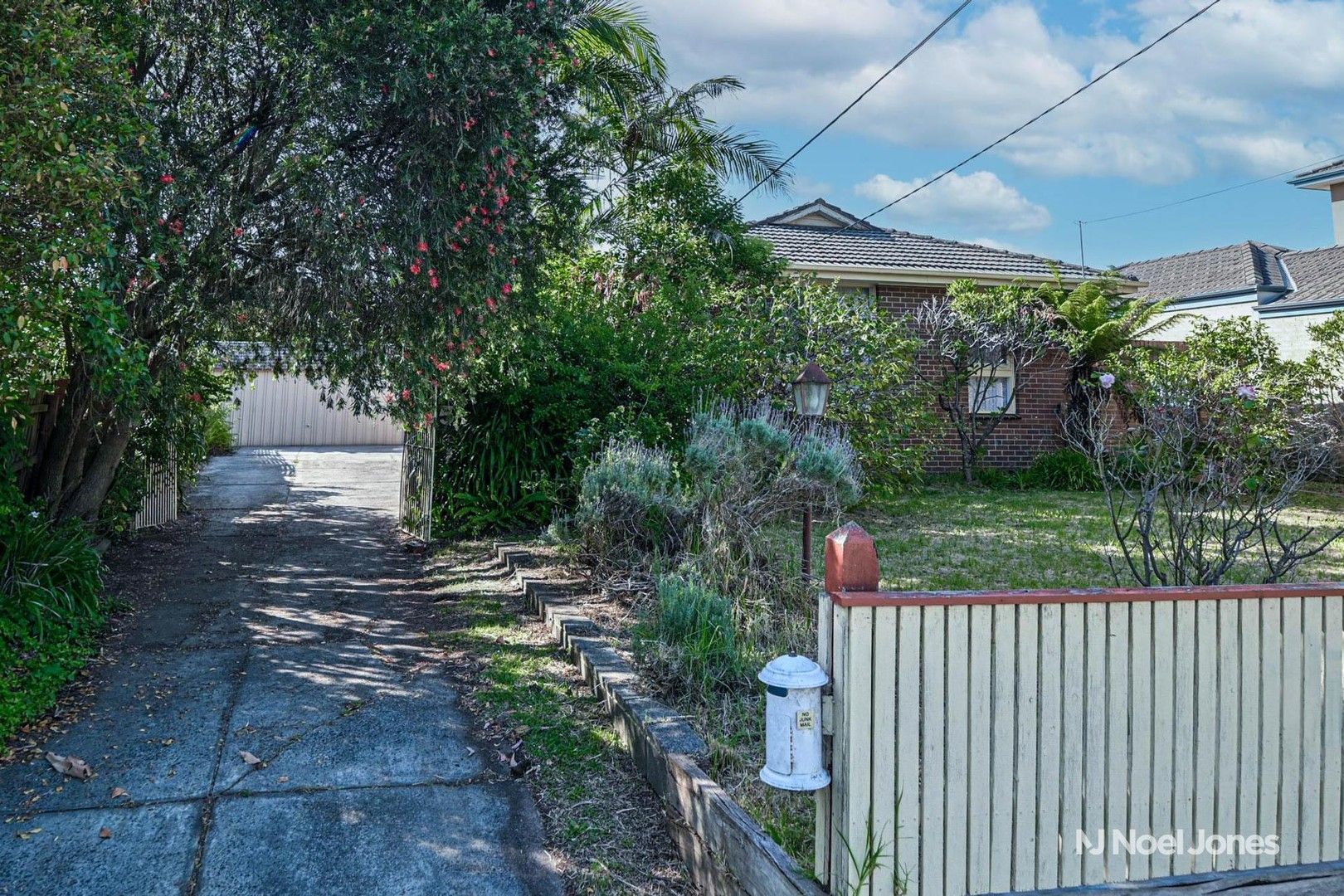 3 bedrooms House in 95 Mullum Mullum Road RINGWOOD VIC, 3134