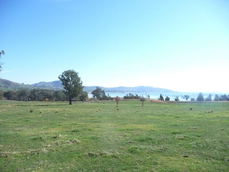 "Kynoola" Murray Valley Highway, Huon VIC 3695, Image 0