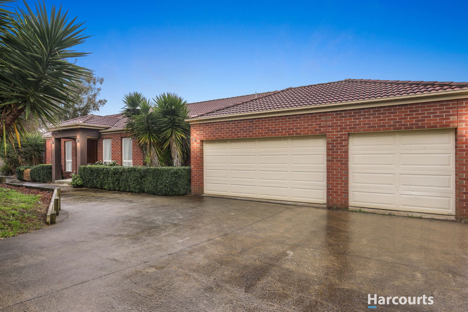 13 Greenland Drive, Drouin VIC 3818