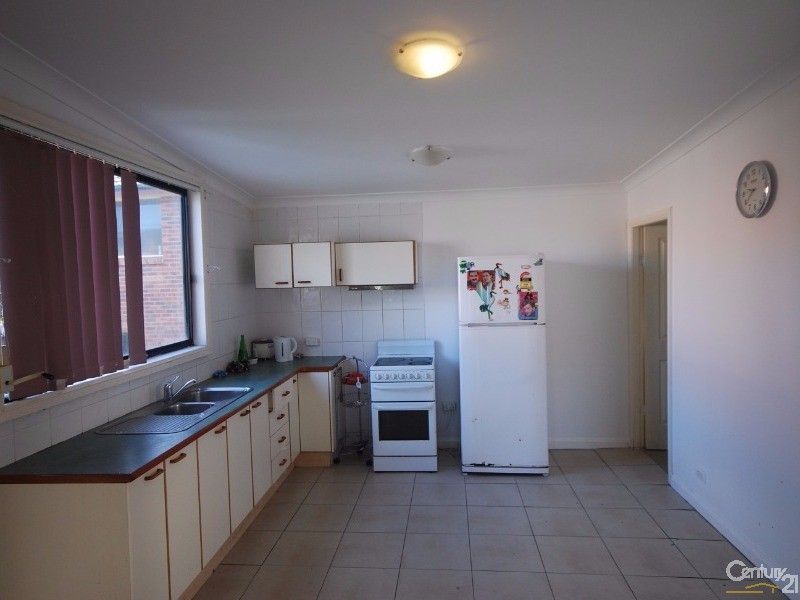 59 Codrington Street, Fairfield NSW 2165, Image 2