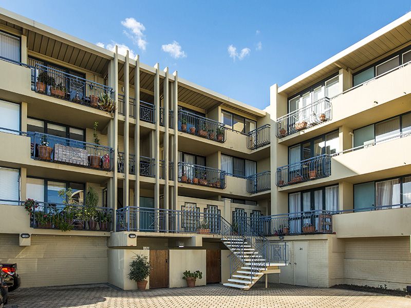 2 bedrooms Apartment / Unit / Flat in 38/16 HENSMAN STREET SOUTH PERTH WA, 6151