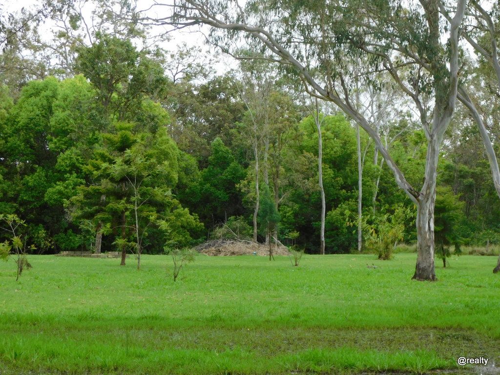 70 Hospital Terrace, Nanango QLD 4615, Image 2