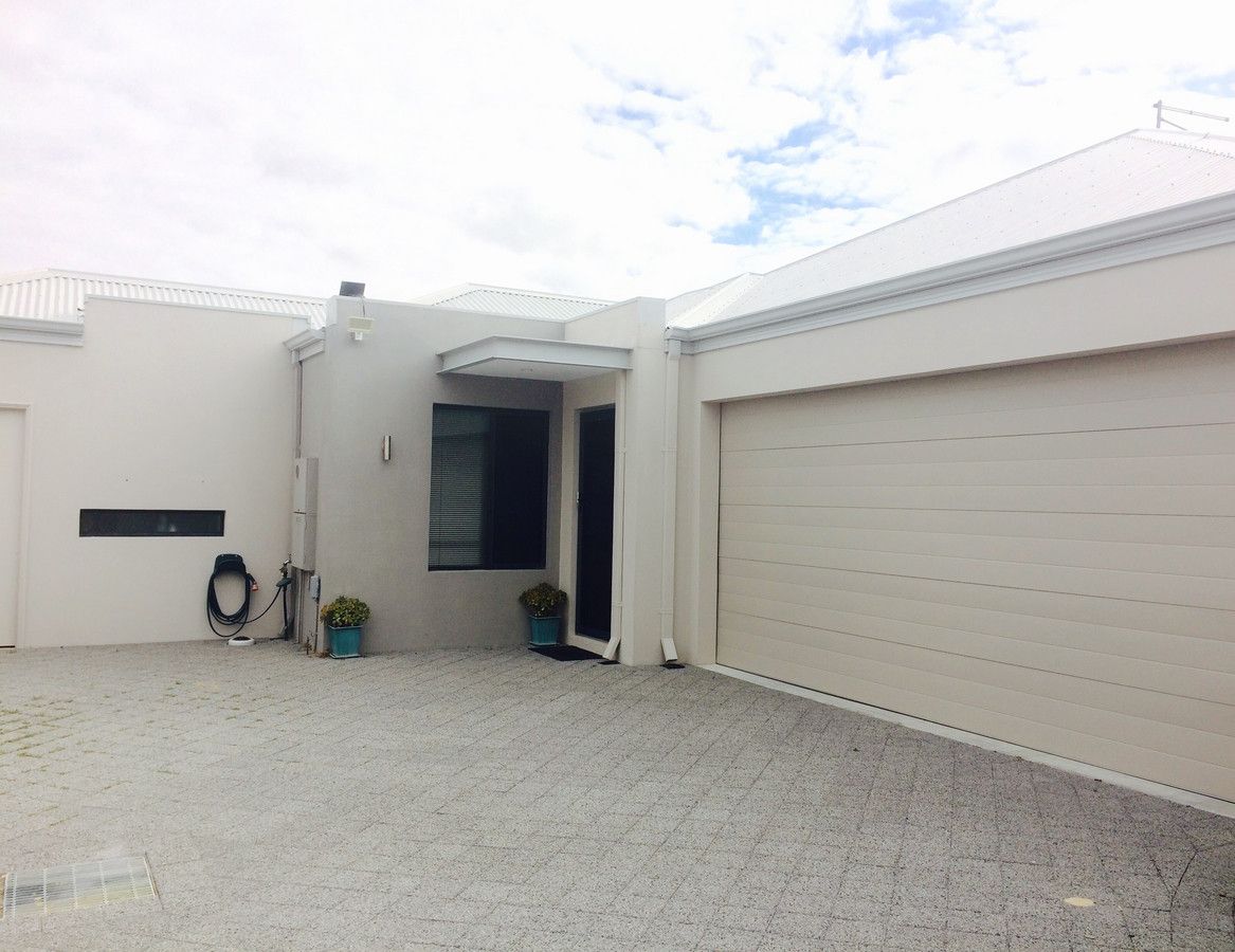 3 bedrooms Villa in 3C Yarram Road BALCATTA WA, 6021