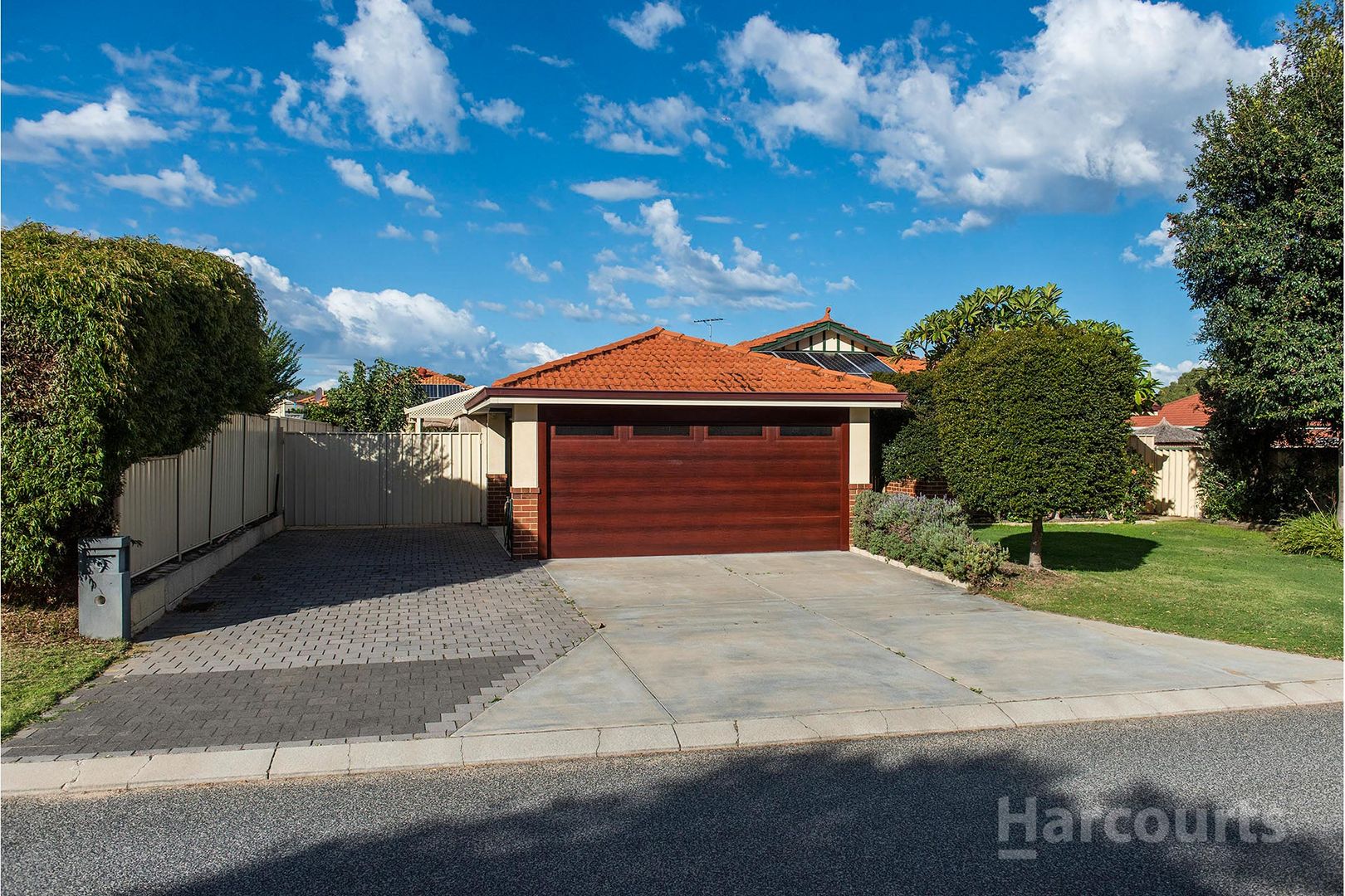 9 Carisbrooke Loop, Hocking WA 6065, Image 1