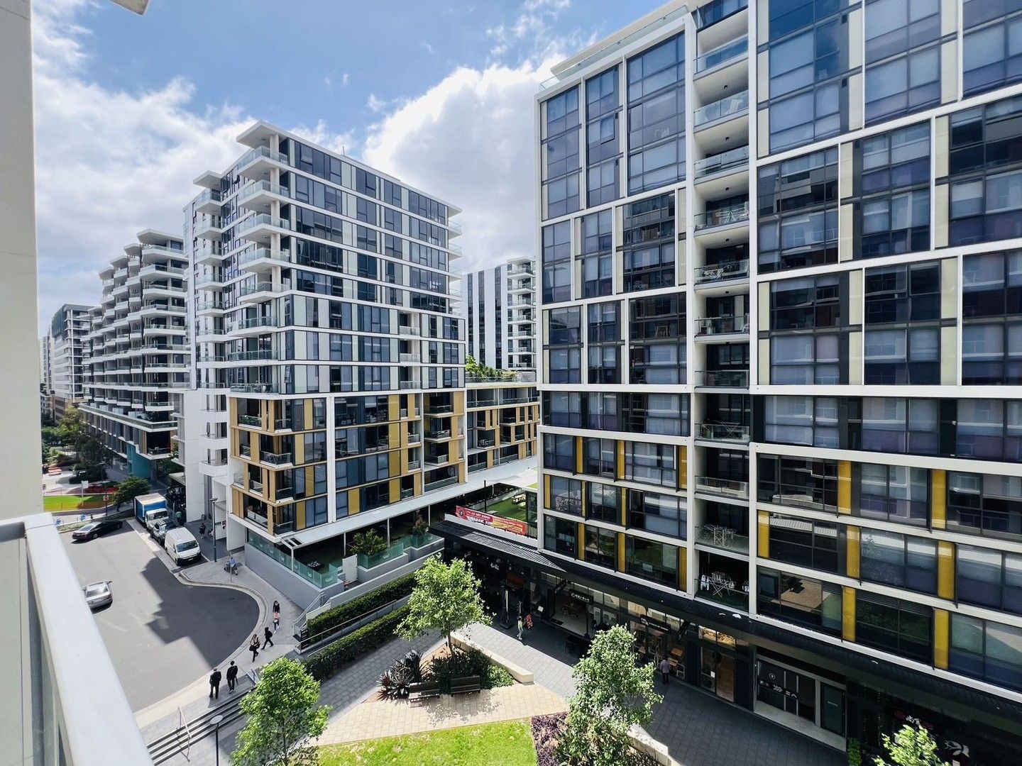 2 bedrooms Apartment / Unit / Flat in Coward St MASCOT NSW, 2020