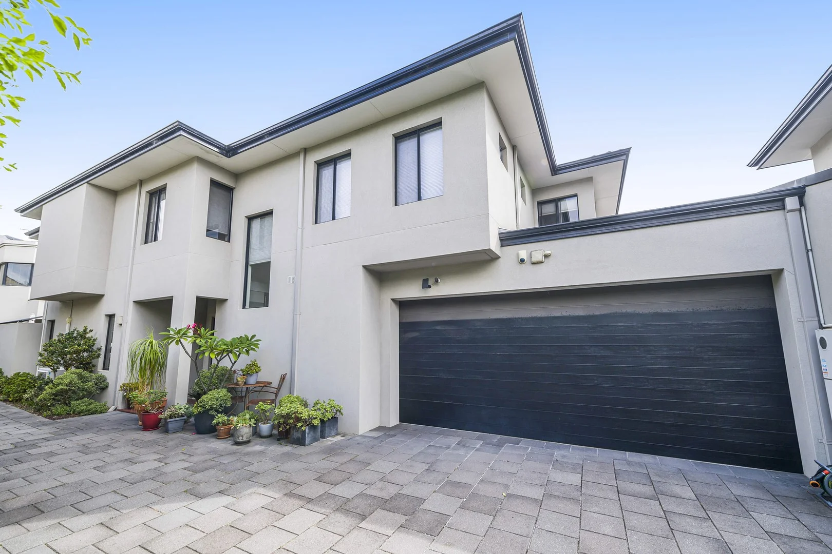 2/91 South Terrace, Como WA 6152