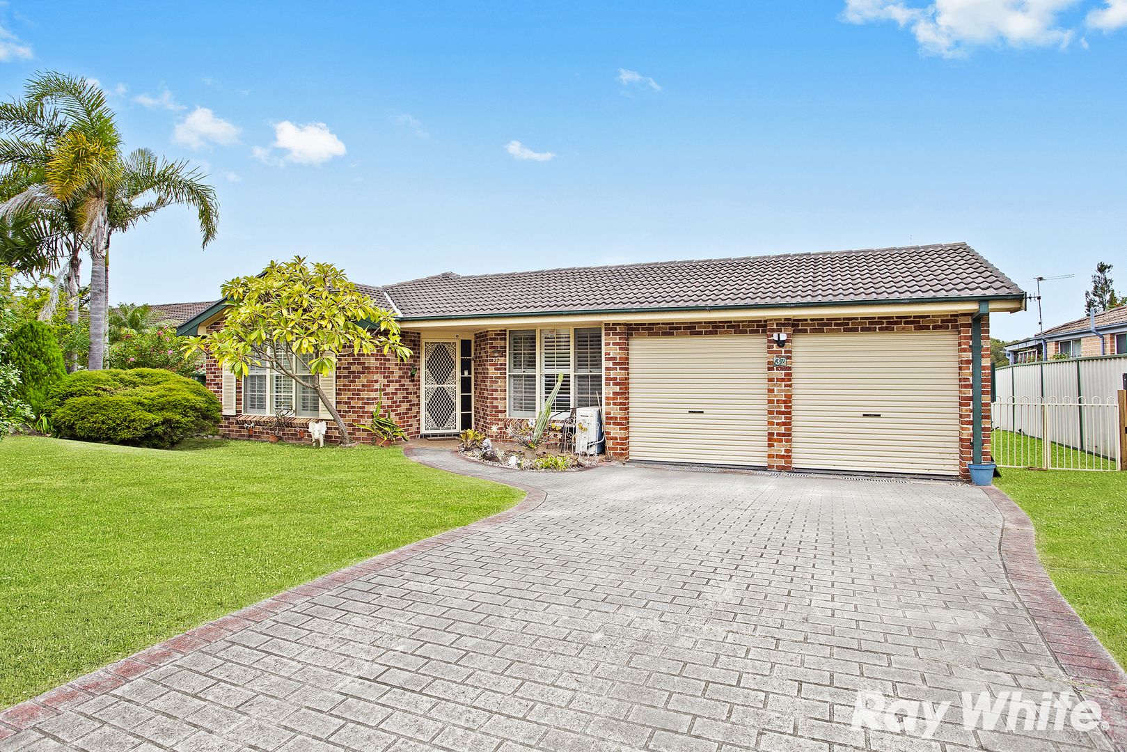 37 Lancaster Parade, Bateau Bay Property History & Address Research