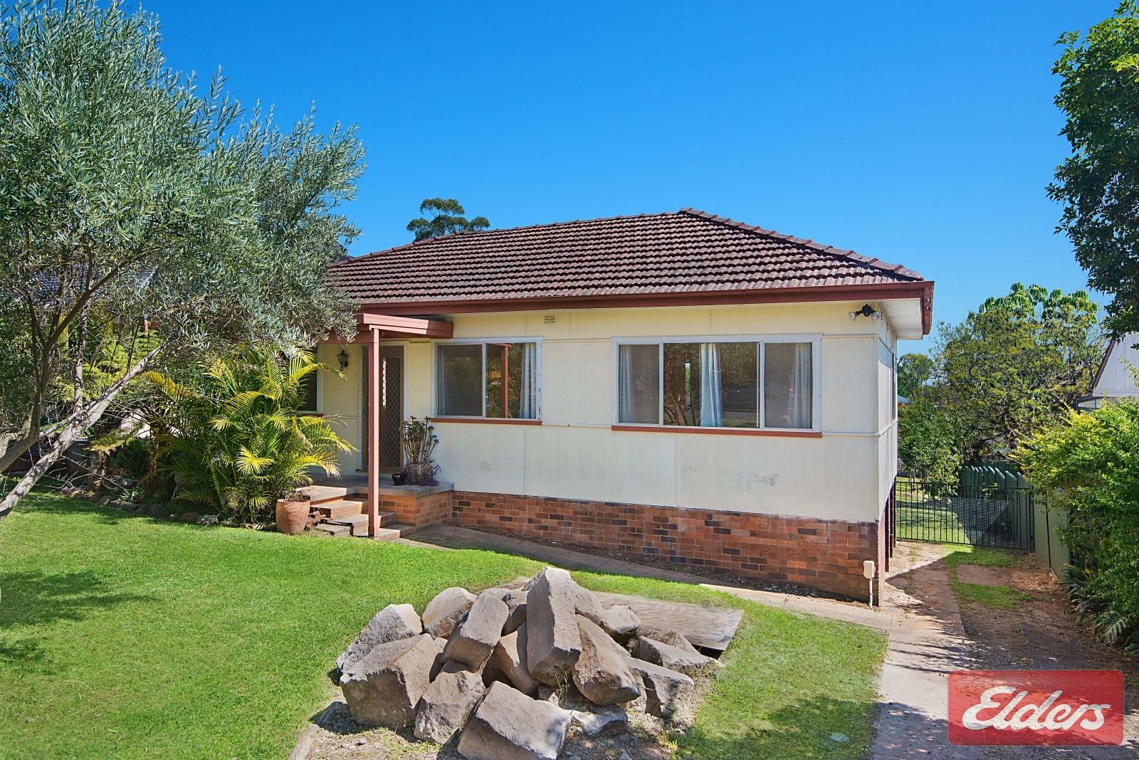 24 Bogalara Road, Old Toongabbie NSW 2146, Image 2