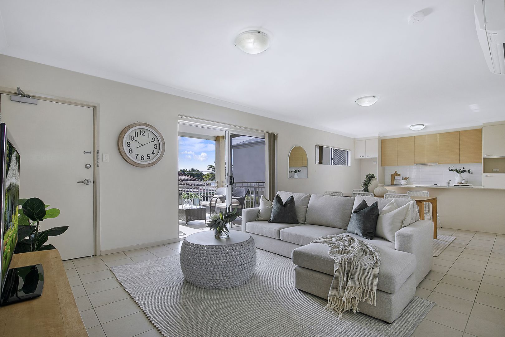 3 bedrooms Apartment / Unit / Flat in 4/42 Pembroke Street CARINA QLD, 4152