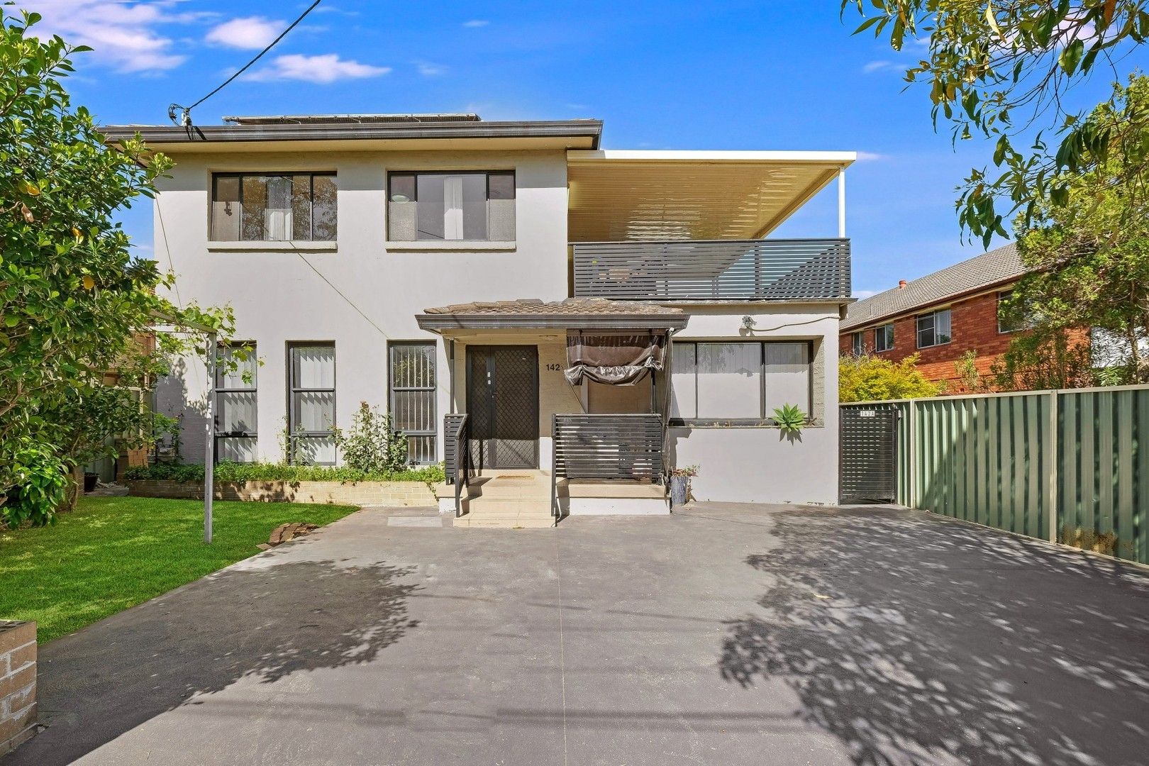 7 bedrooms House in 142 Victoria Road PUNCHBOWL NSW, 2196