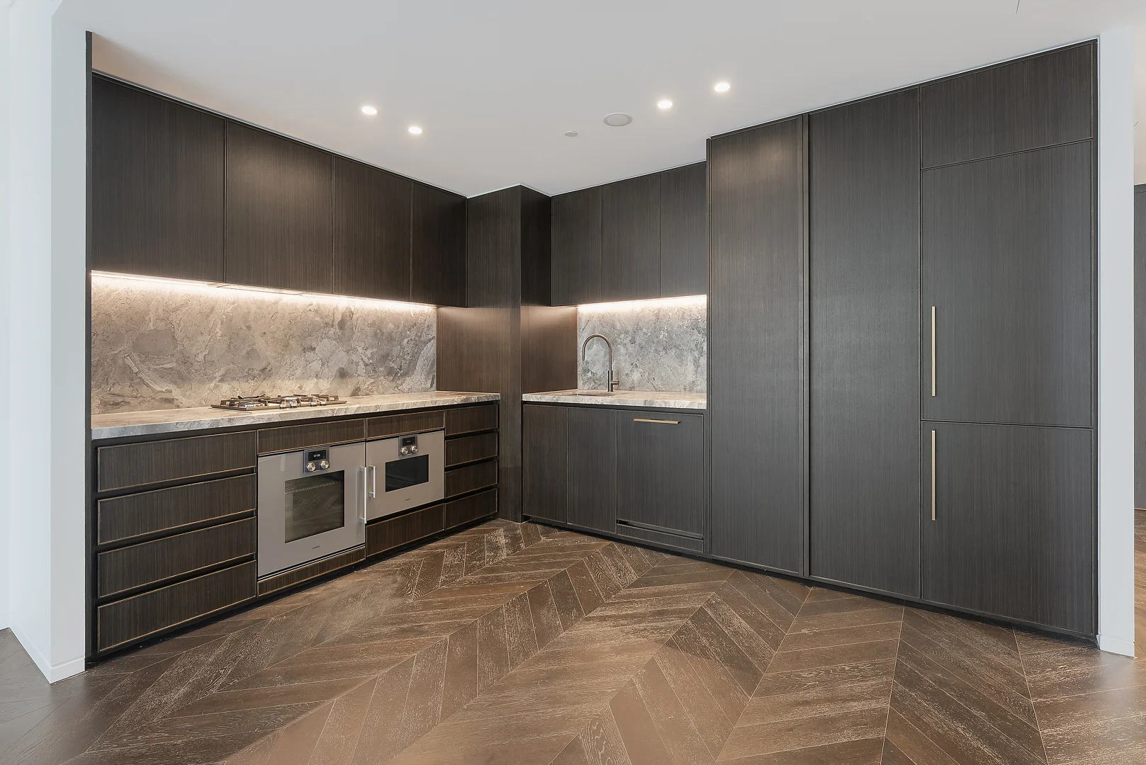 Additional image 3 of 817/168 Walker Street, North Sydney NSW 2060