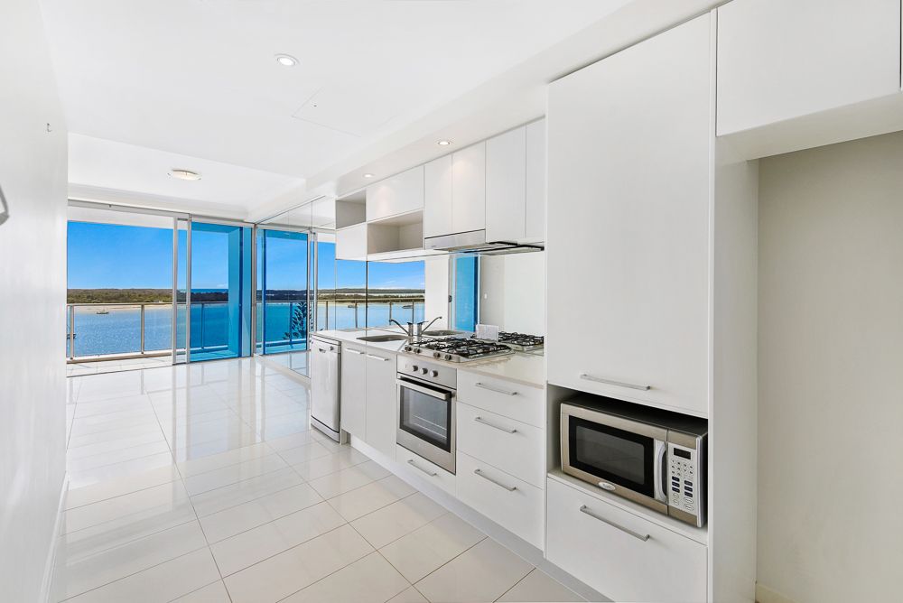 813/430 Marine Parade, Biggera Waters QLD 4216, Image 2