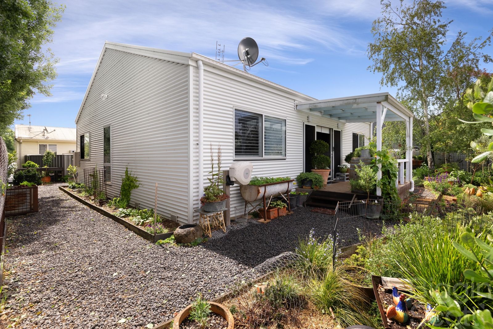 2 bedrooms House in 21A Stanhope Street DAYLESFORD VIC, 3460