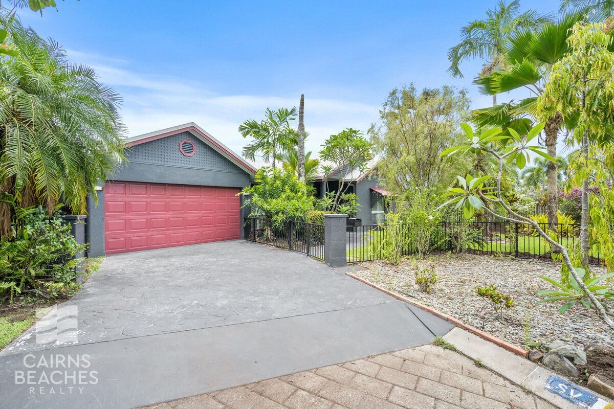 4 bedrooms House in 15 Koonya Close KEWARRA BEACH QLD, 4879